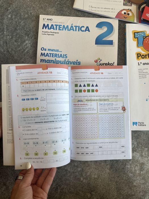 Livros escolares 2.º Ano – Matemática, Estudo do Meio, Português e Caligrafia