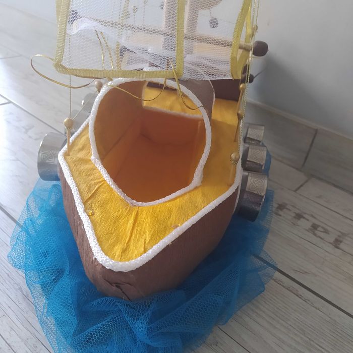 Корабль сувенир (подставка для бутылки и рюмок)