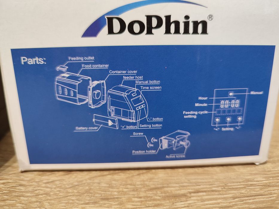 Karmnik dla rybek DoPhin AF012