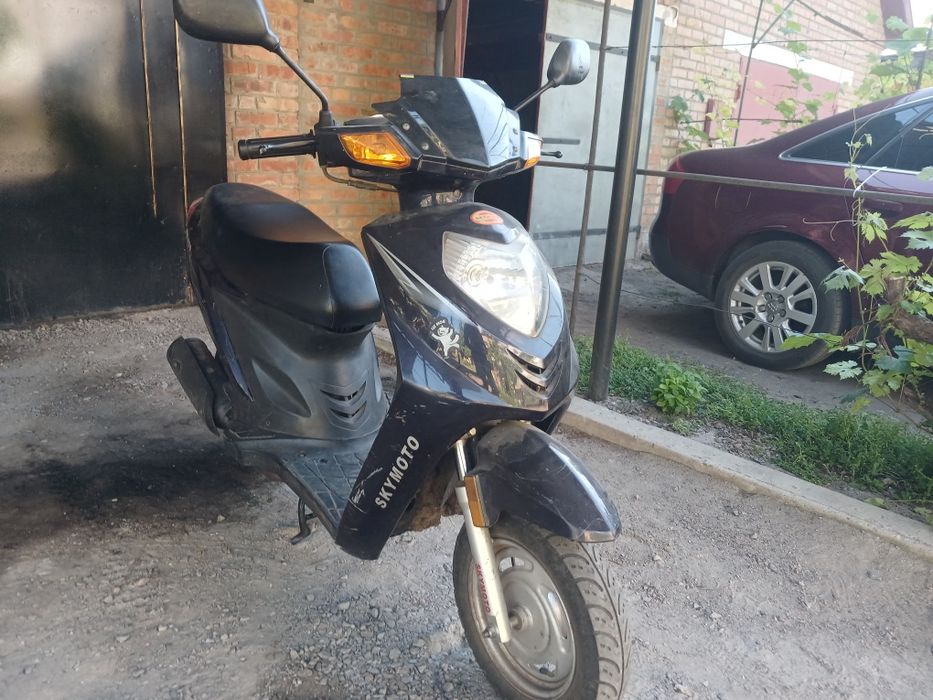 Скутер  skymoto  solo50