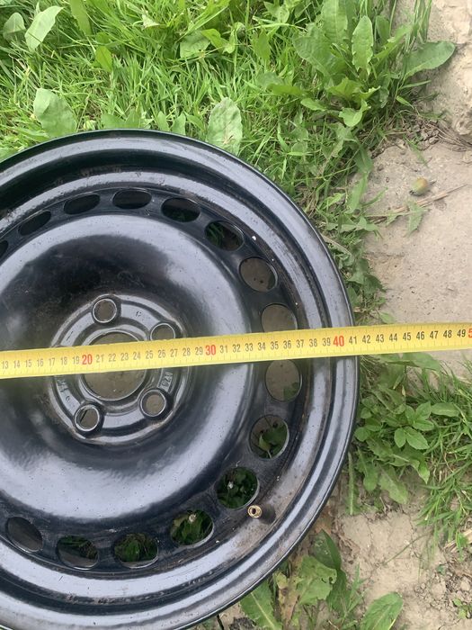 Диски автомобільні в гарному стані