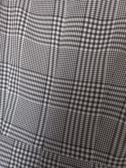 Elegancka_sukienka_krata