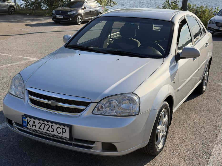 Chevrolet Lacetti  1.6 газ/бензин, в дуже гарному стані