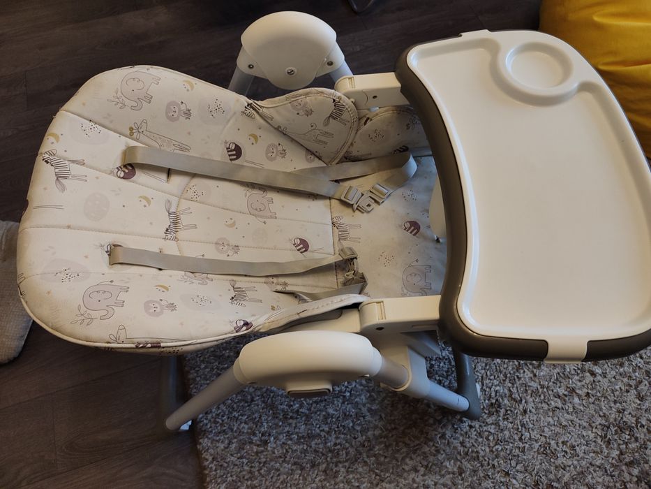 Стільчик для годування M 5673