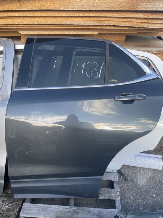 Двері передні, задні Chevrolet Equinox 2018