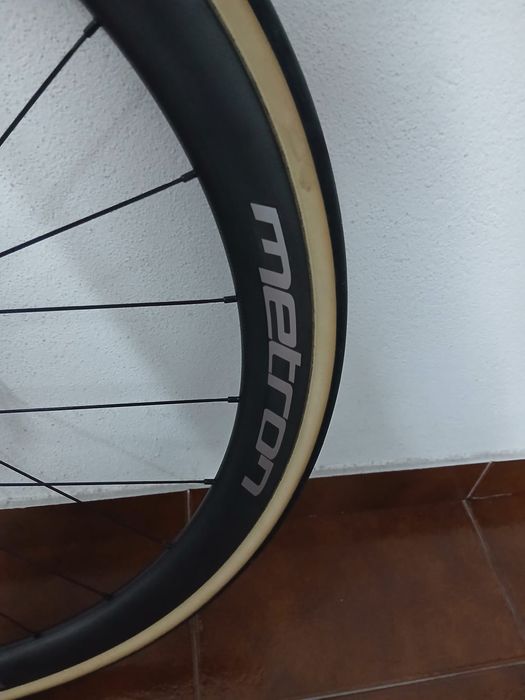 Rodas Vision Metron 40