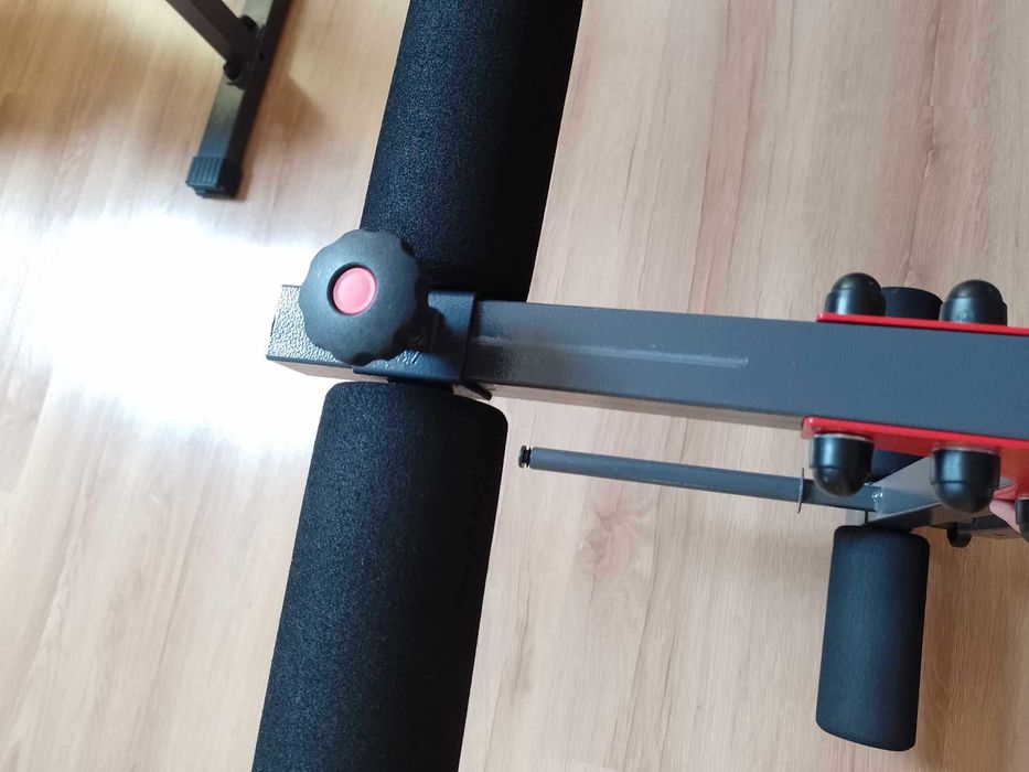 Prasa przyrząd do ćwiczeń mięśni ud nogi