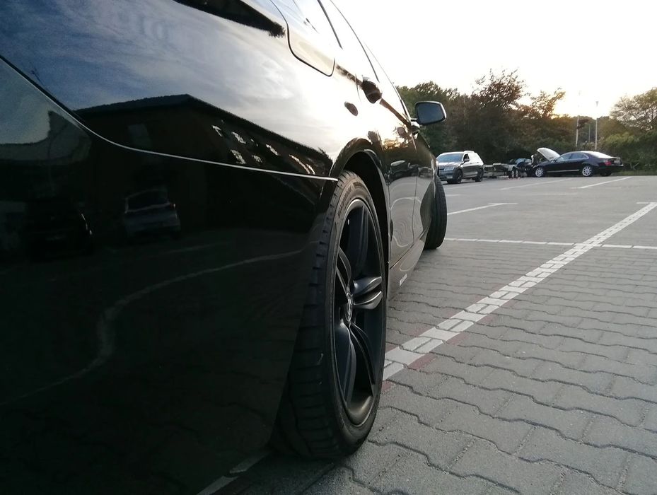 BMW Seria 5 BMW F10 M-SPORT Performance xDrive Kolor SCHWARZ II 668