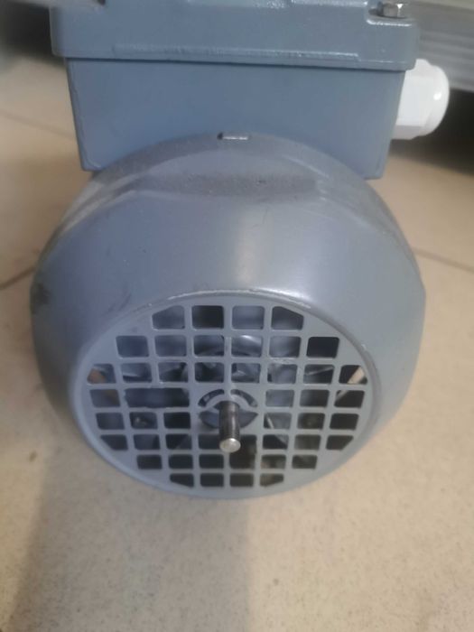 Silnik SEW Eurodrive 0,12 kW, enkoder,