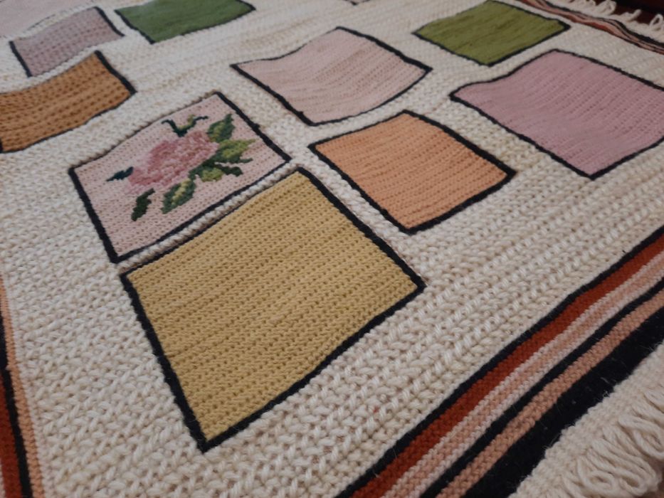 Tapete de arraiolos - peça única