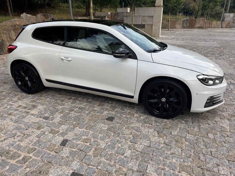 VW Scirocco 2.0 TDI Sport DSG