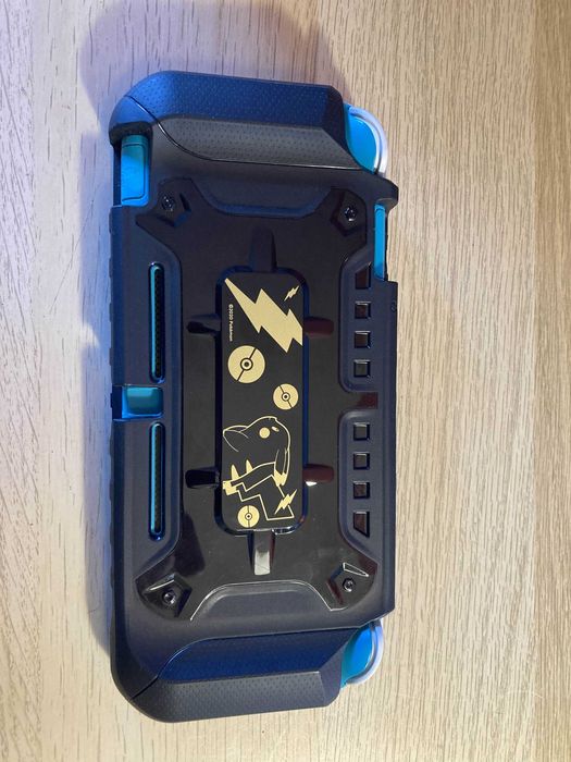 Nintendo Switch Lite azul - com capa, bolsa e 2 jogos