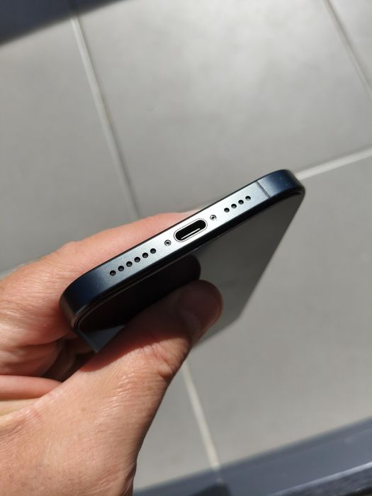 iPhone 15 pro max 1TB stan jak nowy.