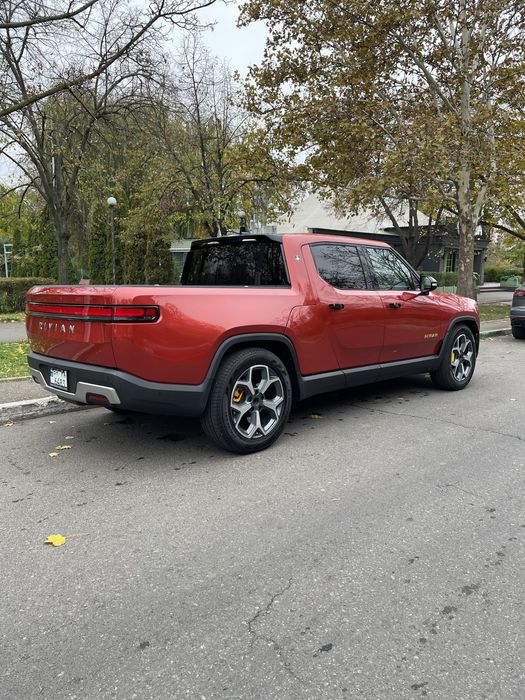 Продам авто RIVIAN R1T