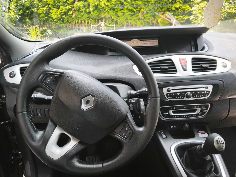 RENAULT III dCi dnamique 7 lugares | 157.100 km reais com todo o histórico comprovado