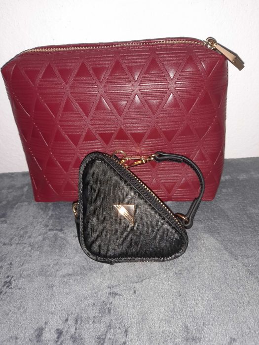 Necessaire ALDO novo e porta moedas 17€