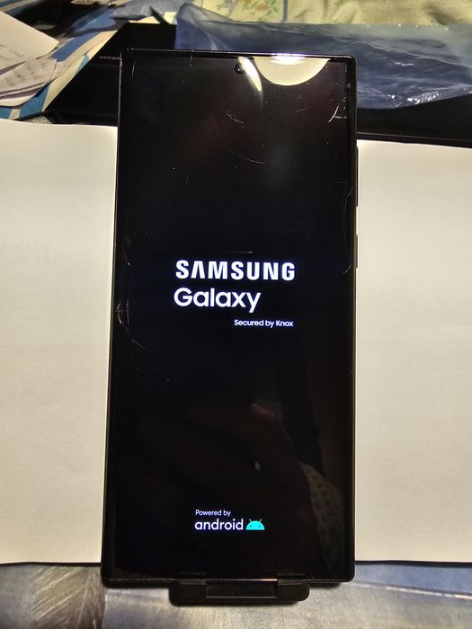 Samsung Galaxy S22 Ultra - 12 Gb. Ram - 256 Gb.