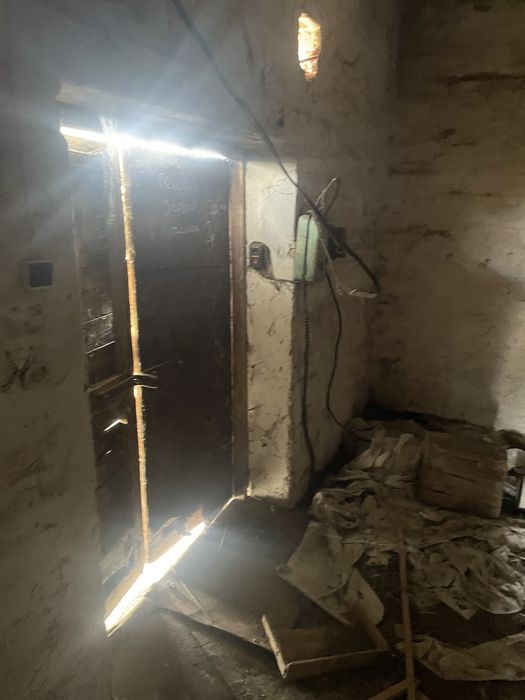 Продається майновий комлекс  (колишній млин) 8.000 у.е.