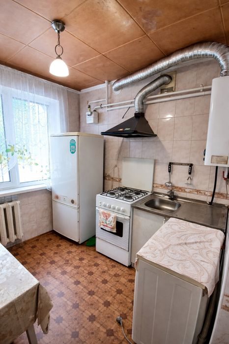 Здам подобово 1 к.кв, по вул. Смілянській, не далеко центр, ж/д вокзал