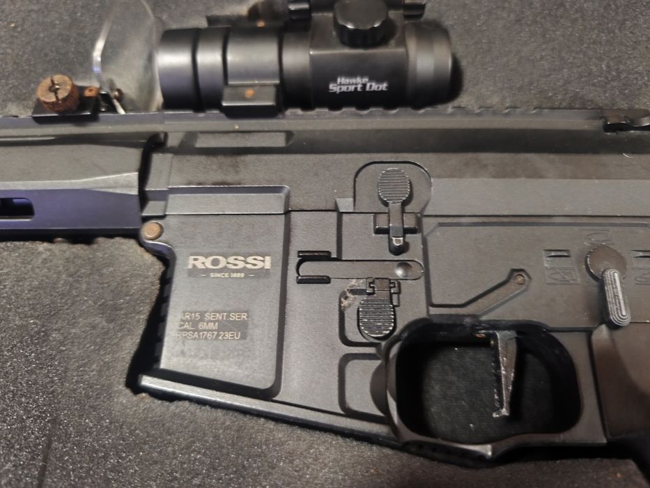 Arma de Airsoft. Pra vender logo cuida