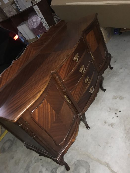 Movel aparador em perfeito estado