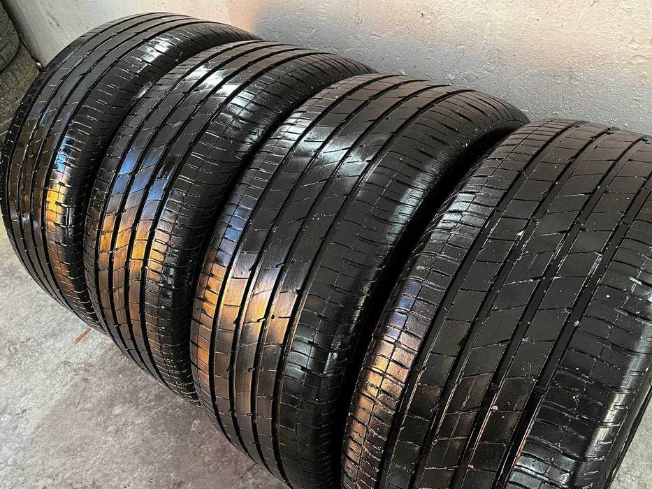 Шини літні Goodyear 255/40 R20