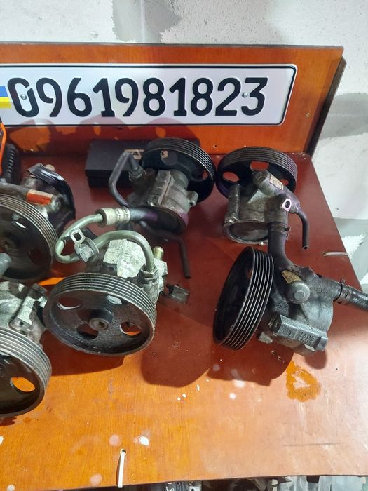 Насос ГУР гідропідсилювача Рено Трафік Трафик 1.9dci Renault Trafic