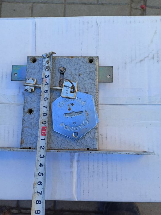 Замок на броньовані двері,Cronos