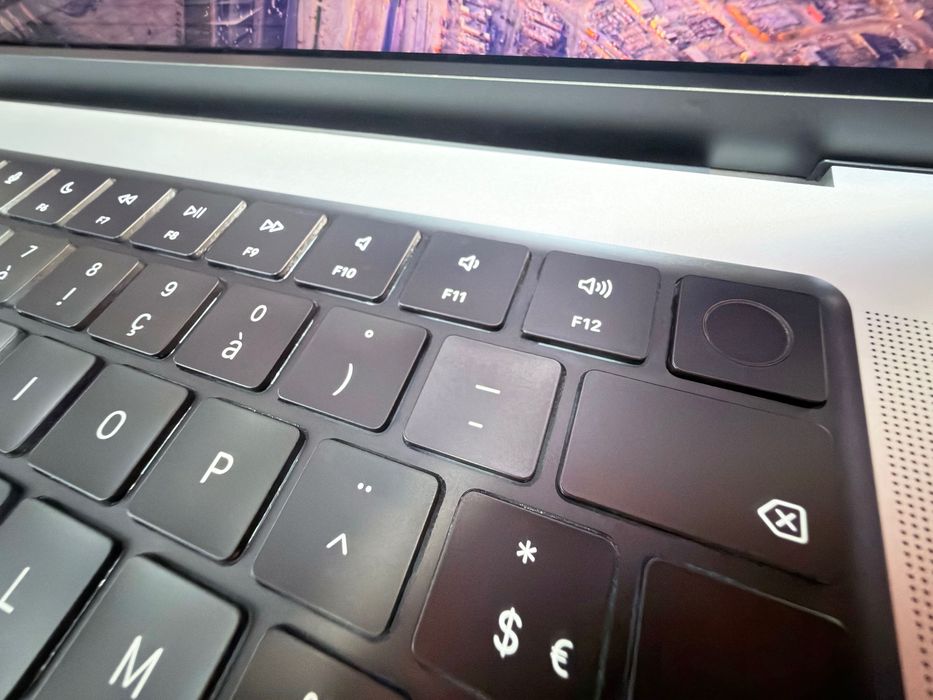 MacBook Pro 16" M1 Pro