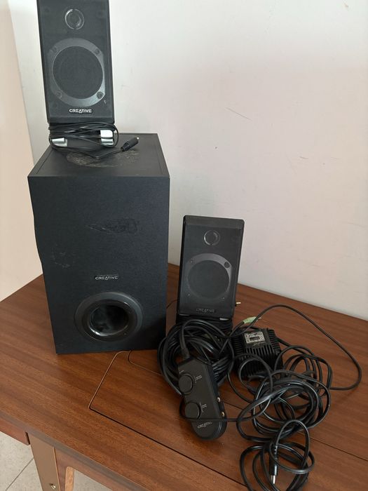 Colunas Creative T2900