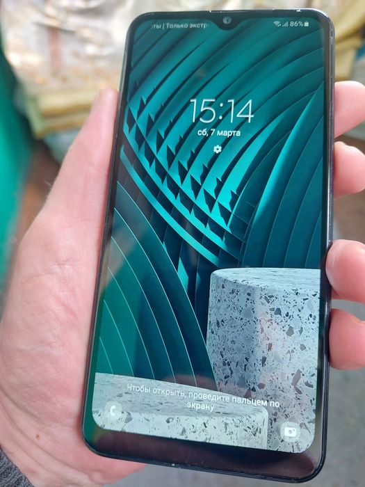Телефон  Samsung A10s на 32 Гб. Android.