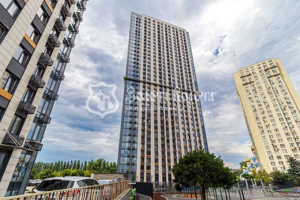 ЖК Метрополіс. Квартира з незакінченим ремонтом в зданому будинку!