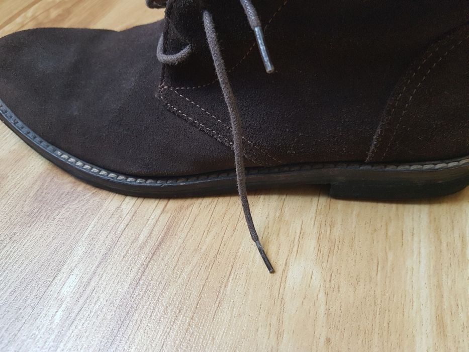 Очень качественные мужские итальянские замшивые ботинки