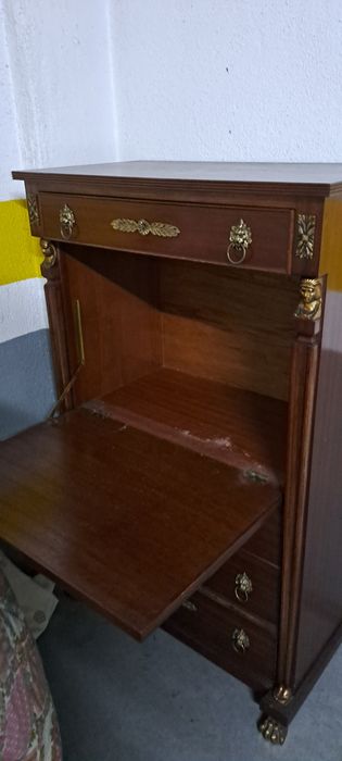 Movel para sala Bar com 4 gavetas