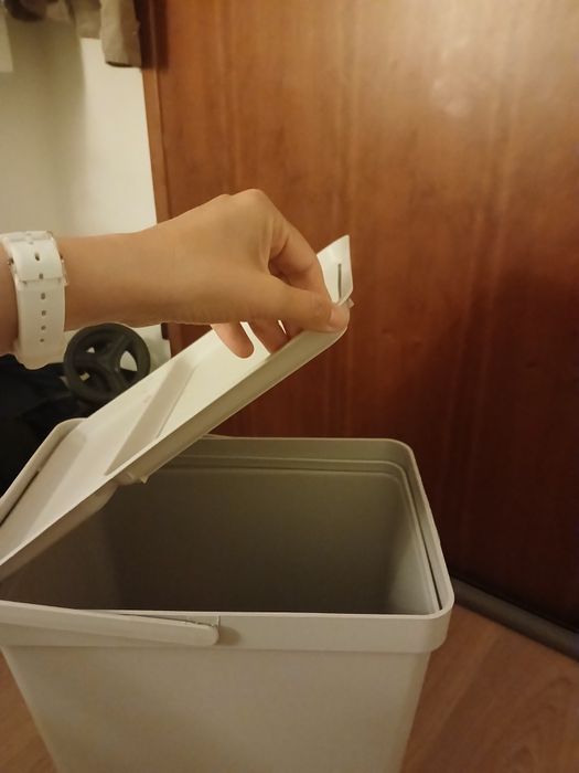Caixote lixo Ikea nunca usado