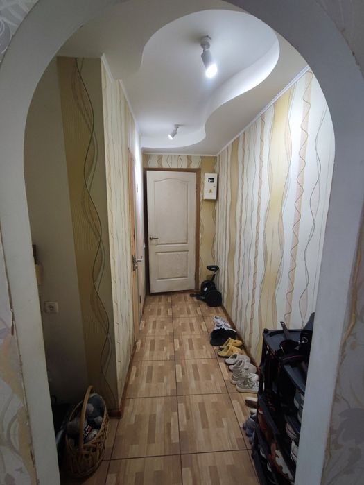 Продається 2-кім квартира в Хортицькому районі.