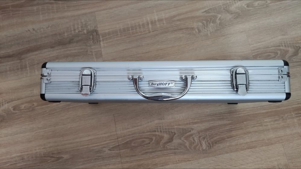 BergHoff zestaw do grilla 32 elementy