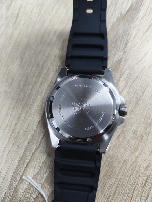 Casio MDV-107-1A3VEF Diver