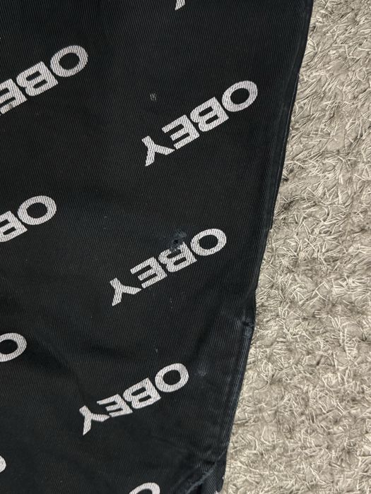 Монограмні штани Obey