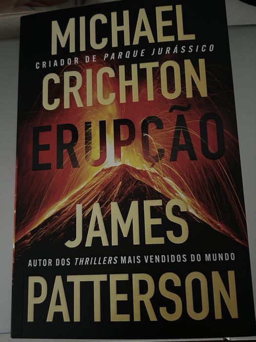 Erupção de Michael Crichton e James Patterson