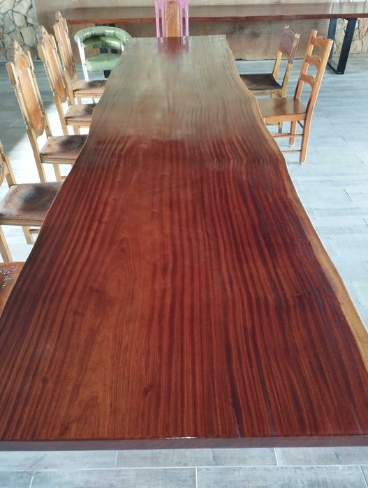 Mesa madeira maciça