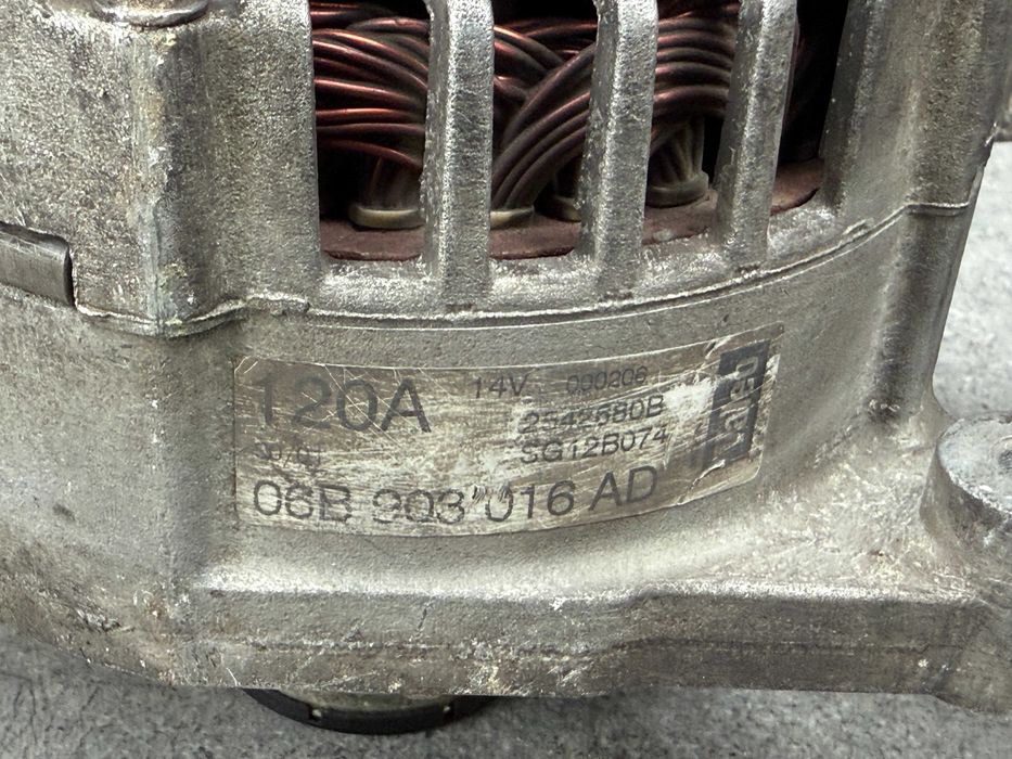 Генератор Audi A6 C5 A4 B5 B6 Volkswagen Passat B5 1.6 1.8 2.0