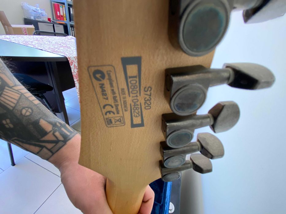 Guitarra IBANEZ S7320 - 7 cordas