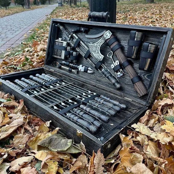 Набір шампурів у дерев'яному кейсі "ЗЕВС"  подарок, подарунок мужчине