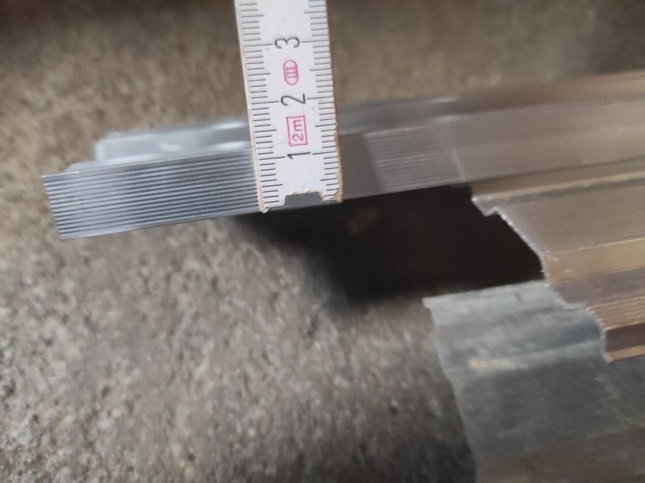 Listwa dociskowa aluminiowa