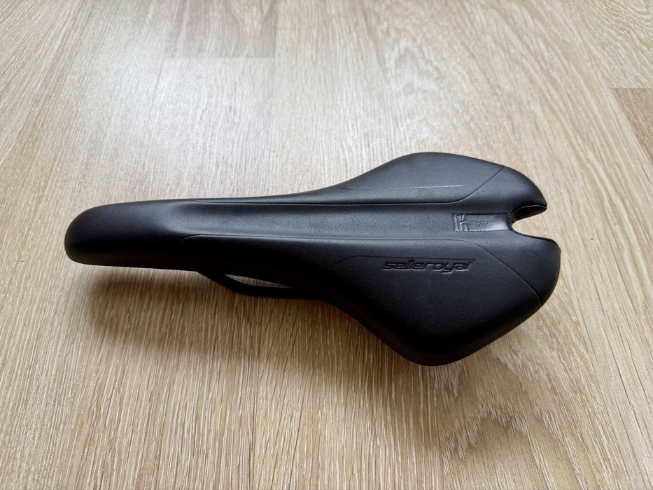 Siodelko Selle Royal nowe