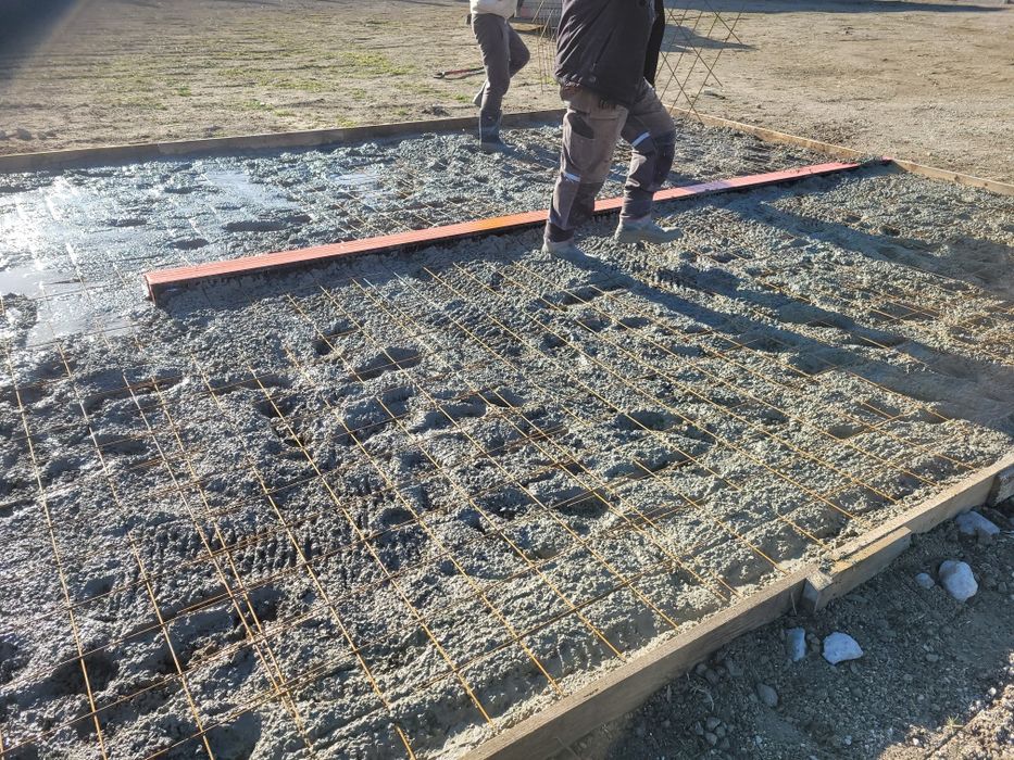 Wylewki betonowe, wylewki pod garaż, chudziaki, fundamenty.