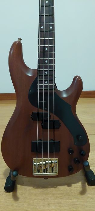 Fender Precision bass Lyte MIJ