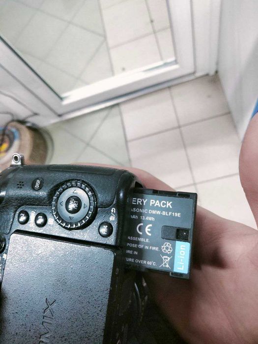 Фотоапарат PANASONIC  Lumix DMC-GH4