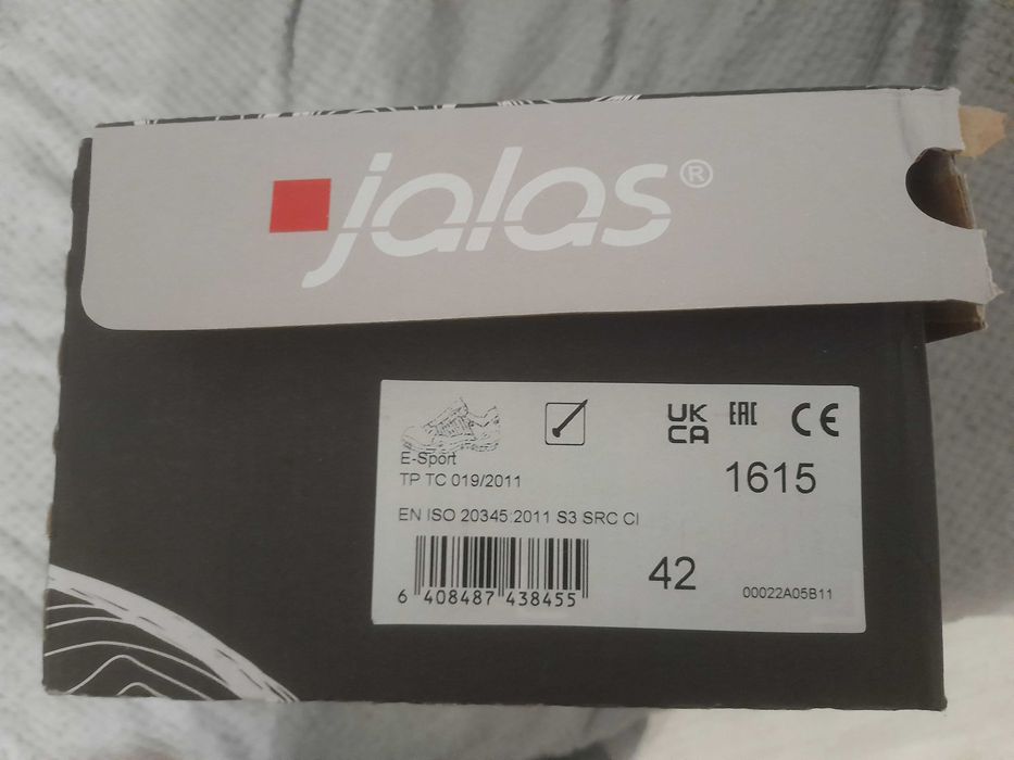 sprzedam buty robocze